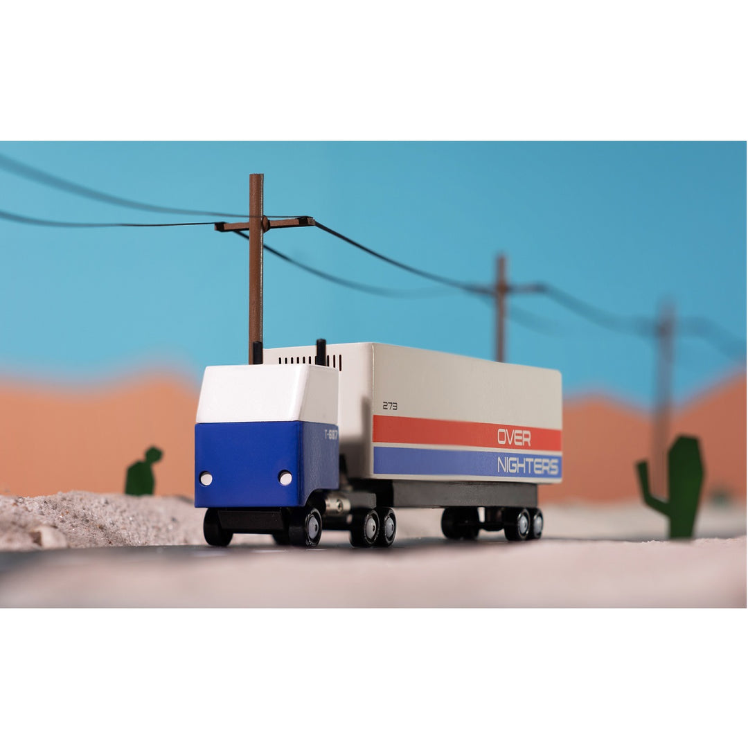 Camion remorque Overnighters bleu, rouge et blanc