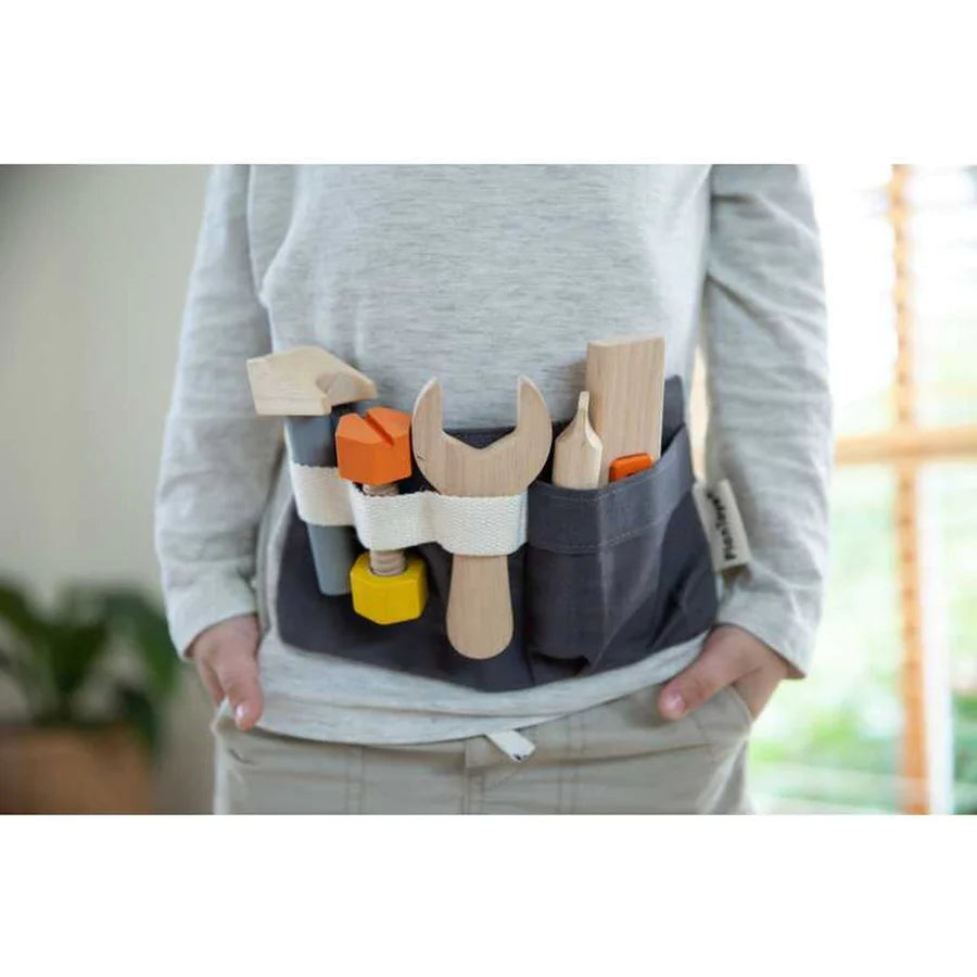 Enfant avec Ceinture d’outils
