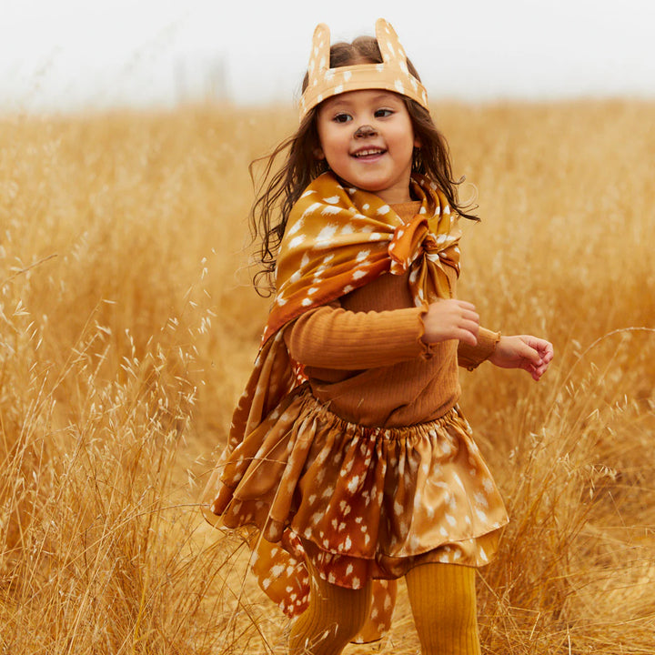 Enfant avec Costume faon en soie