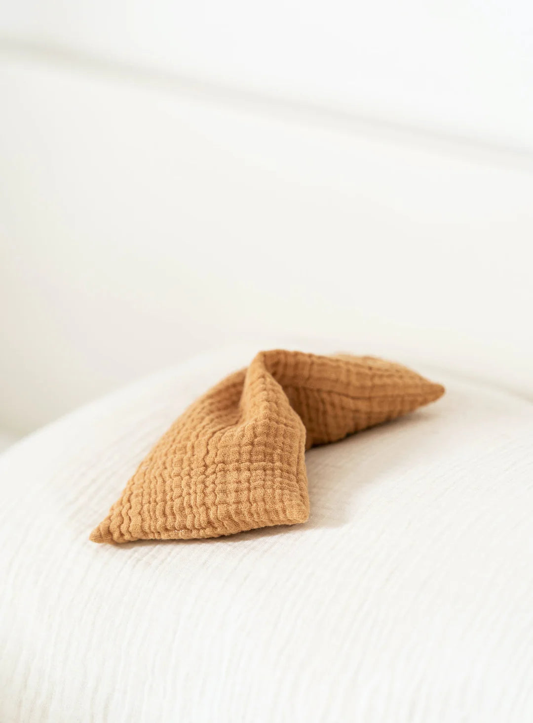 Coussin lesté pour les yeux en mousseline de coton moutarde