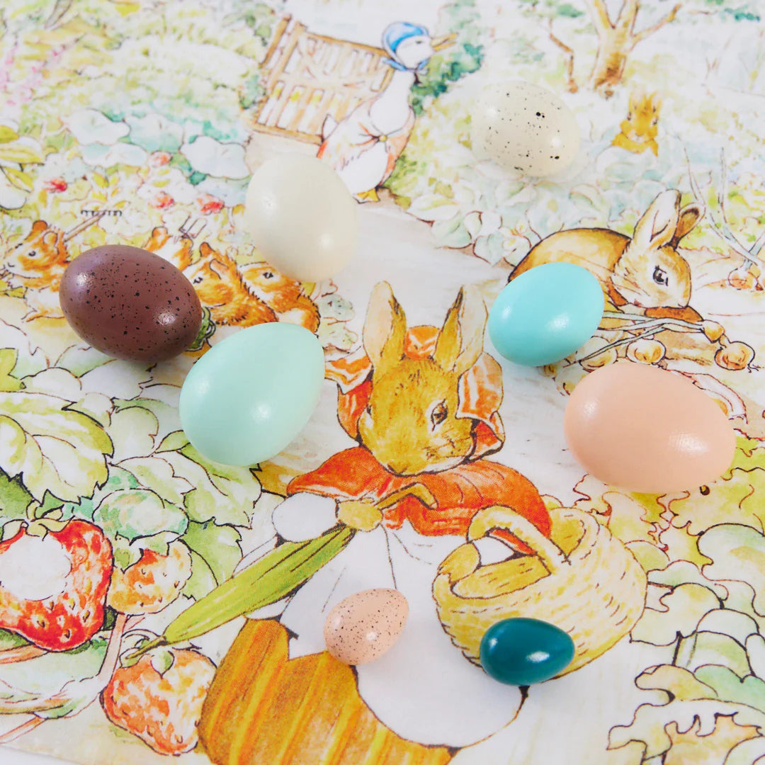 Oeufs peints sur tissu pâques