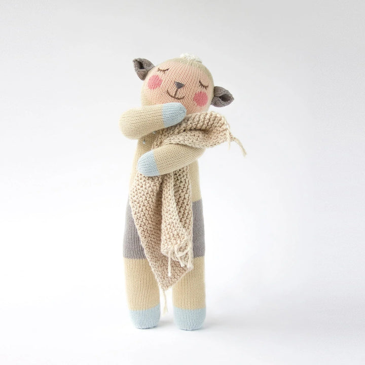 Peluche tricoté Wooly le mouton