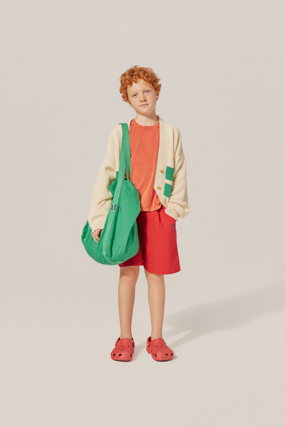 Garçon avec Cardigan 100% coton biologique écru tricoté avec des rayures vertes