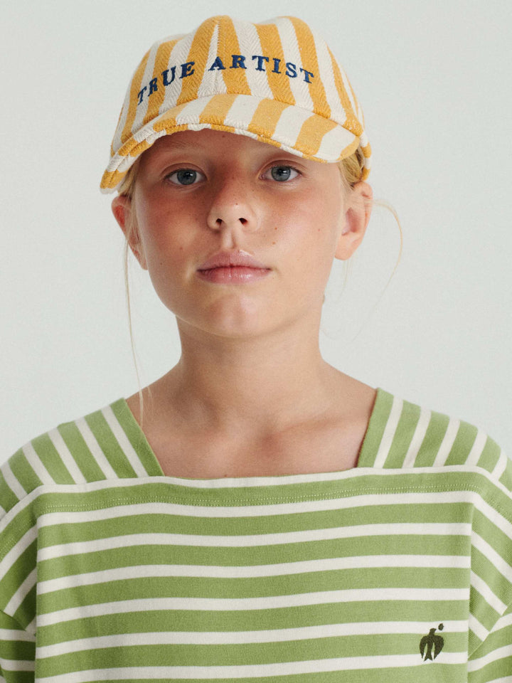 Fille avec Casquette en coton avec rayures jaunes avec logo True Artist brodé sur le devant
