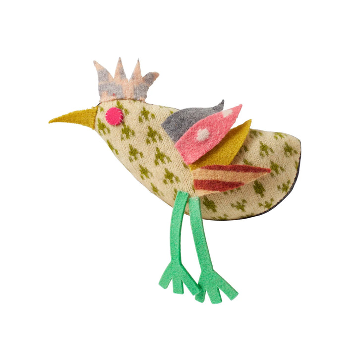 Oiseau en laine fait avec Kit pour créer ton propre magpie de Donna Wilson
