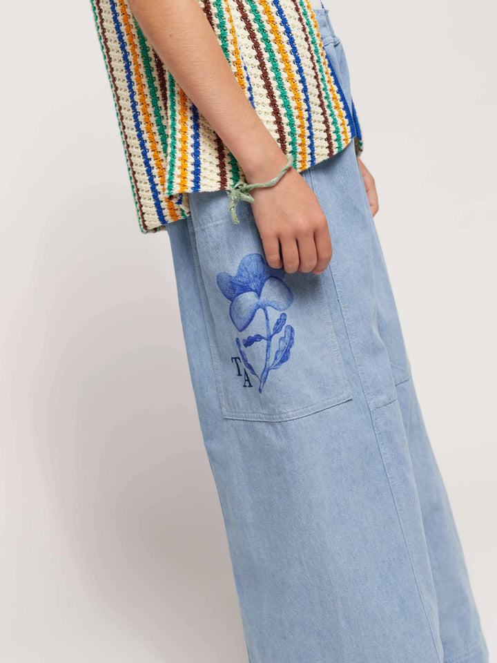 Pantalon en denim pour enfant avec imprimé herbier sur les côtés