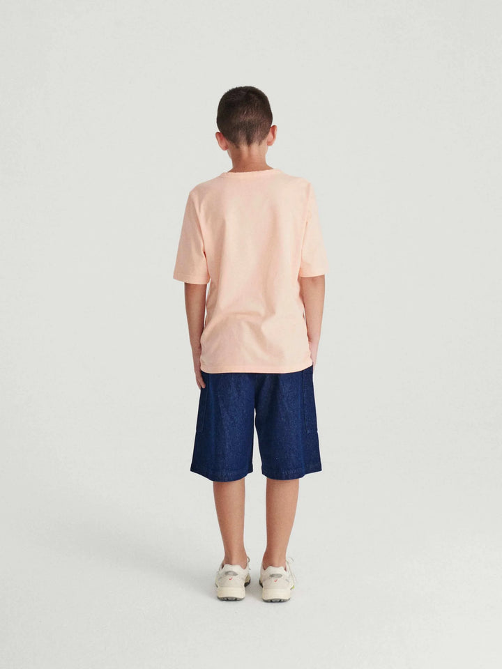 Garçon avec T-shirt en coton biologique saumon doux