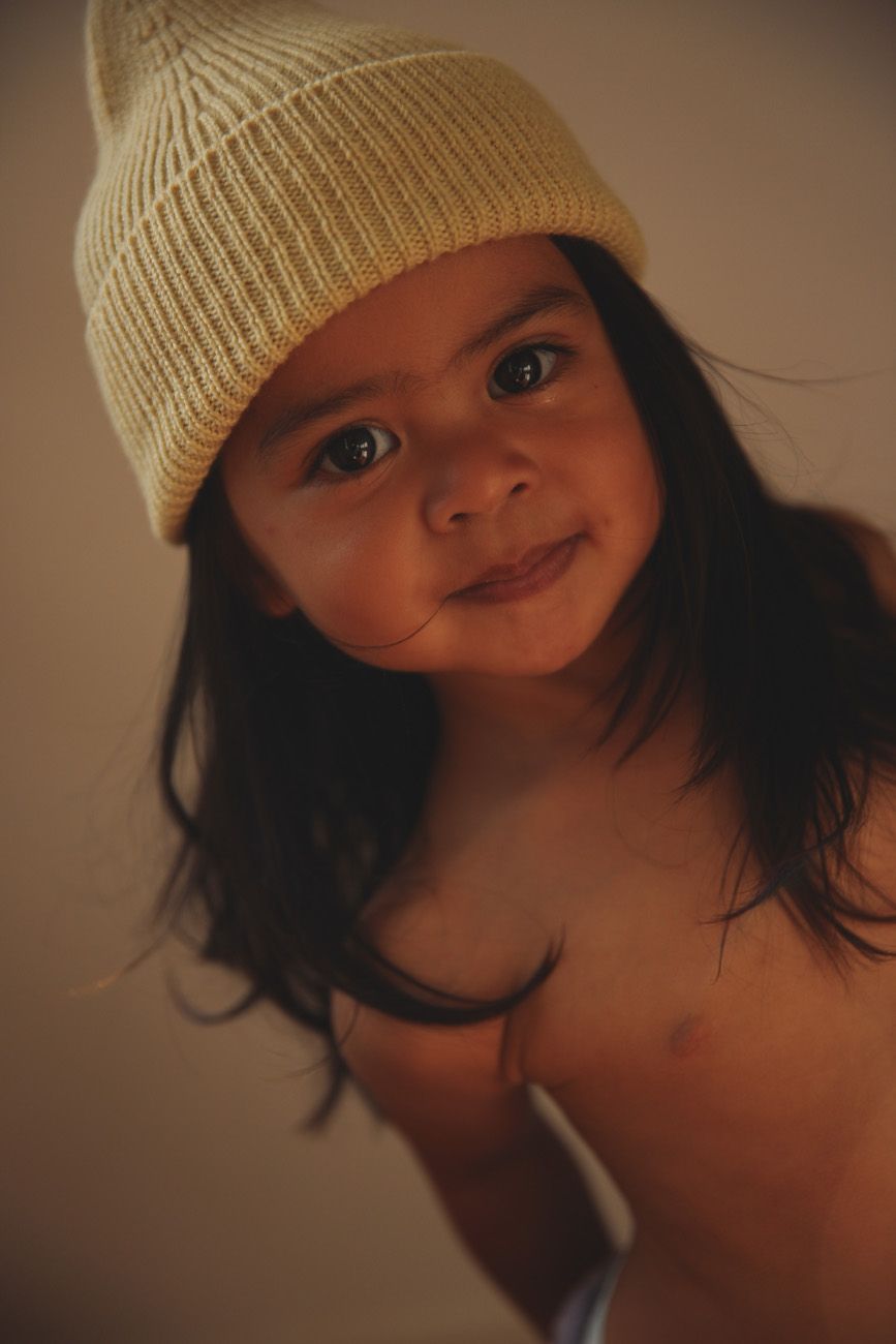 Enfant avec Hvid Tuque en mérinos Fonzie - Jaune pâle