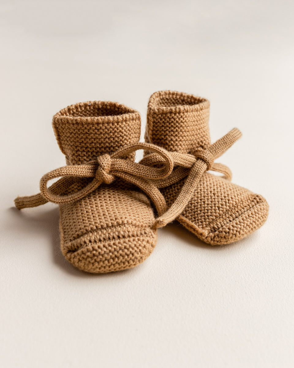 hvid baby booties ochre bottines bébé merino