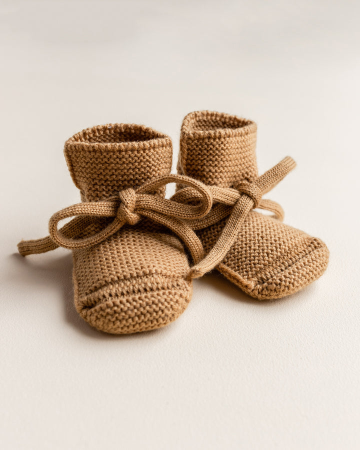 hvid baby booties ochre bottines bébé merino