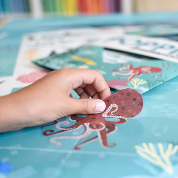 Discovery Poster + Removable Stickers - Oceans