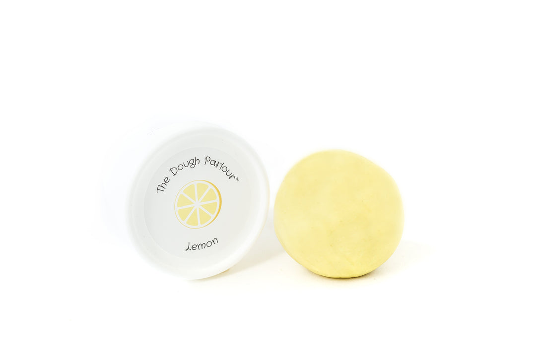 the dough parlour montreal quebec canada citron lemon play dough pâte à modeler modeling clay 100% natural naturel