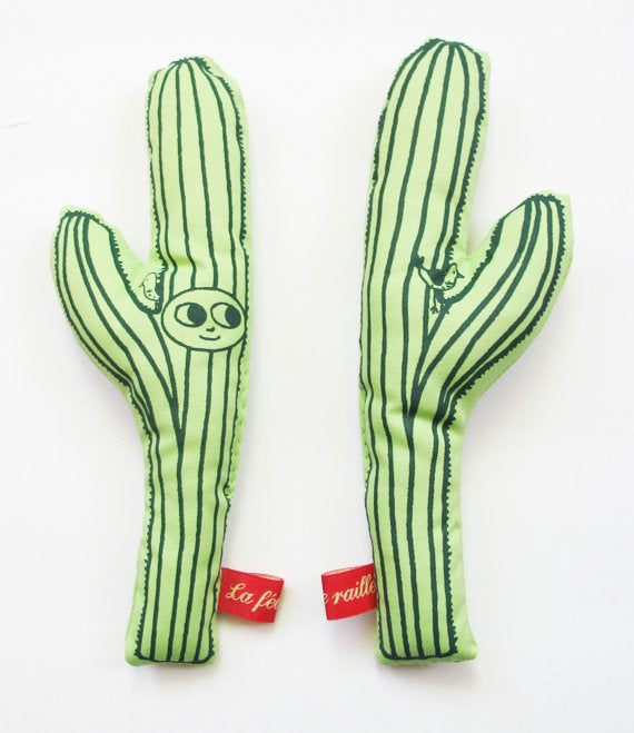 Mon ami Sagaro Hochet cactus la fée raille rattle