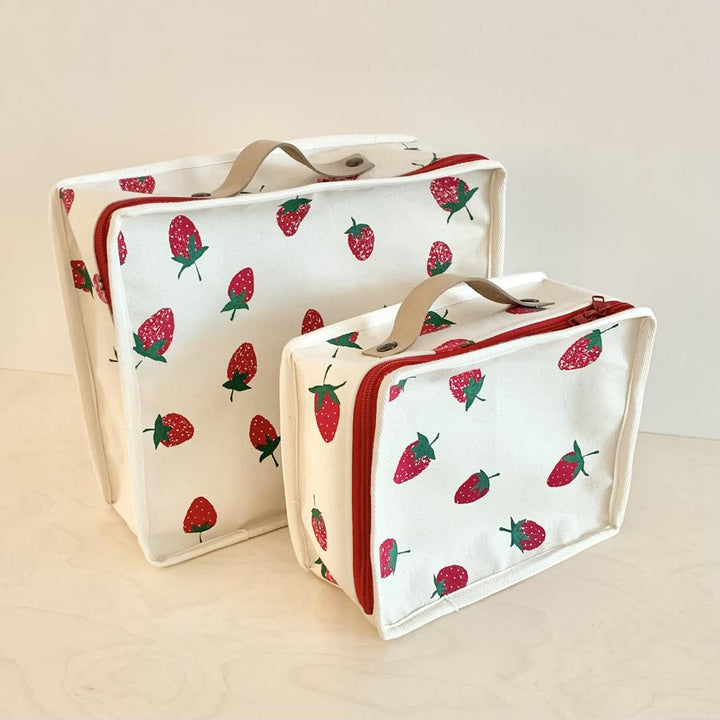 la fée raille valisette fraises strawberry suitcase