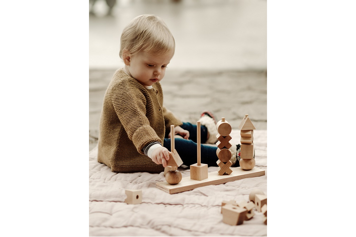 Wooden story Natural stacking toy XL formes à empiler jouet de bois pour bébé baby wooden toy Montreal Quebec Canada