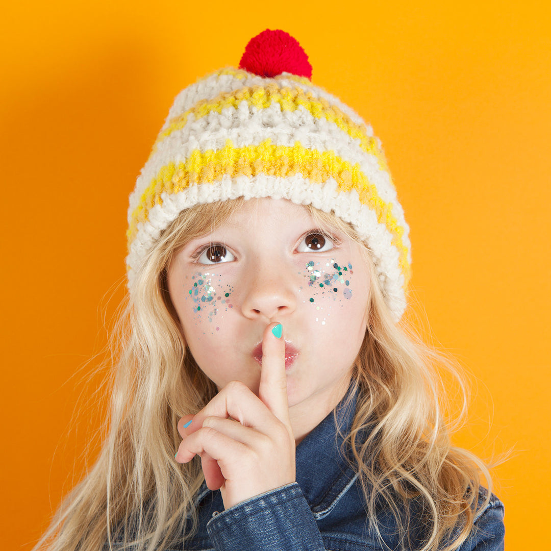Enfant avec nailmatic vernis à ongles lavables vert menthe pour enfants