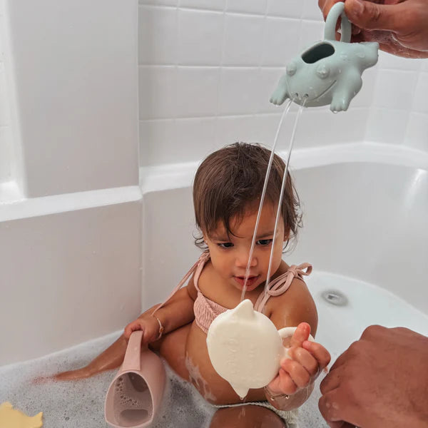Bébé avec Arrosoirs Animaux aquatiques en silicone 