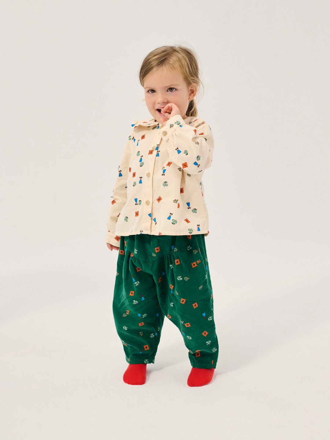 Bébé avec Blouse en coton Bobo Choses 