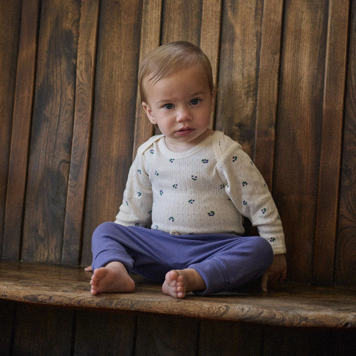Bébé avec Body manches longues pointelle Nature Baby en coton naturel avec imprimé baies
