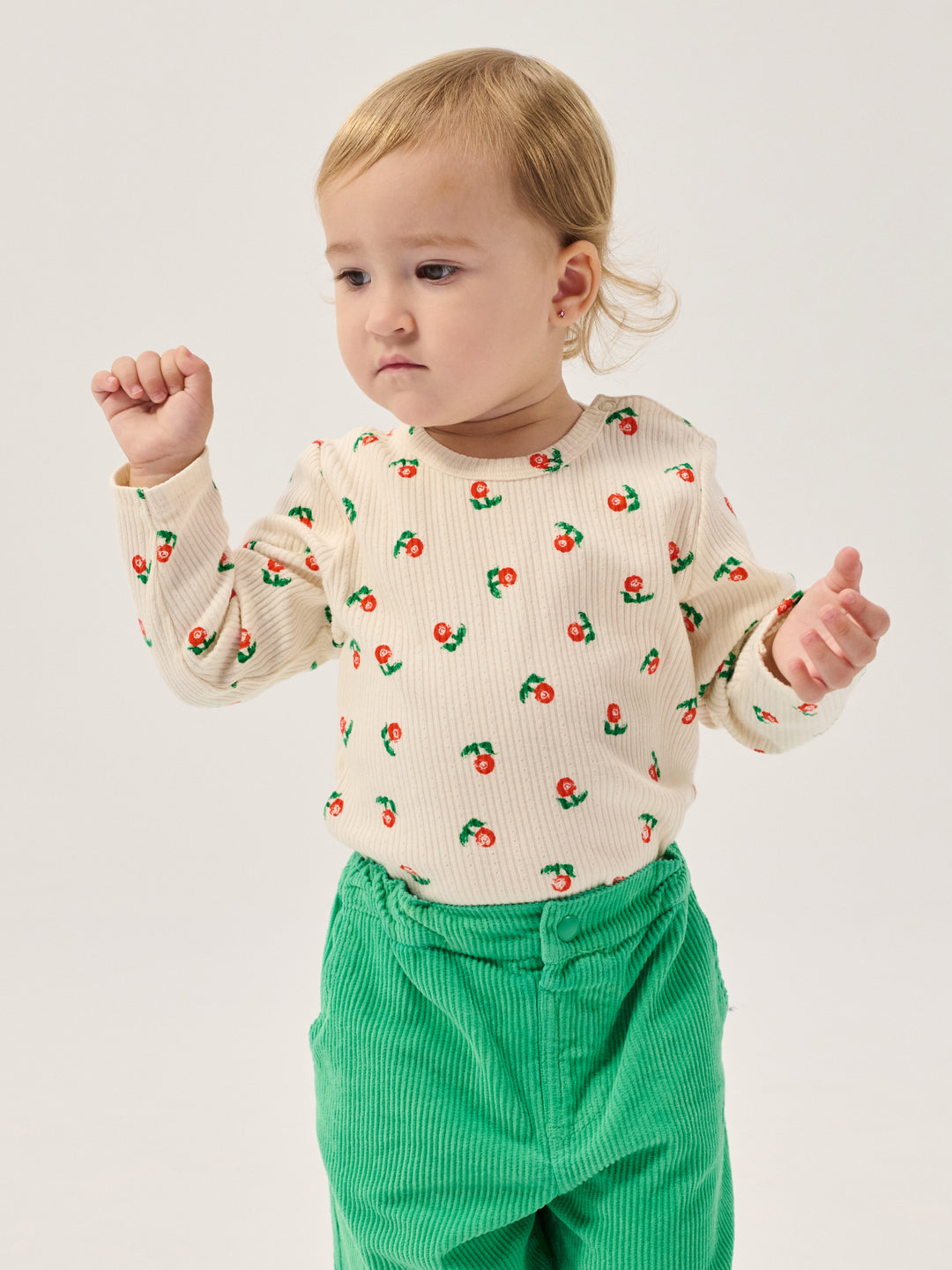 Bébé avec Body Bobo Choses en coton blanc avec imprimé fleurs