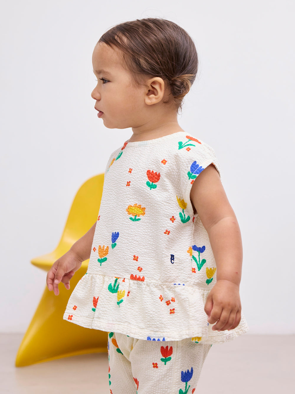 Bébé avec Blouse pour bébé en coton écru avec imprimé fleurs