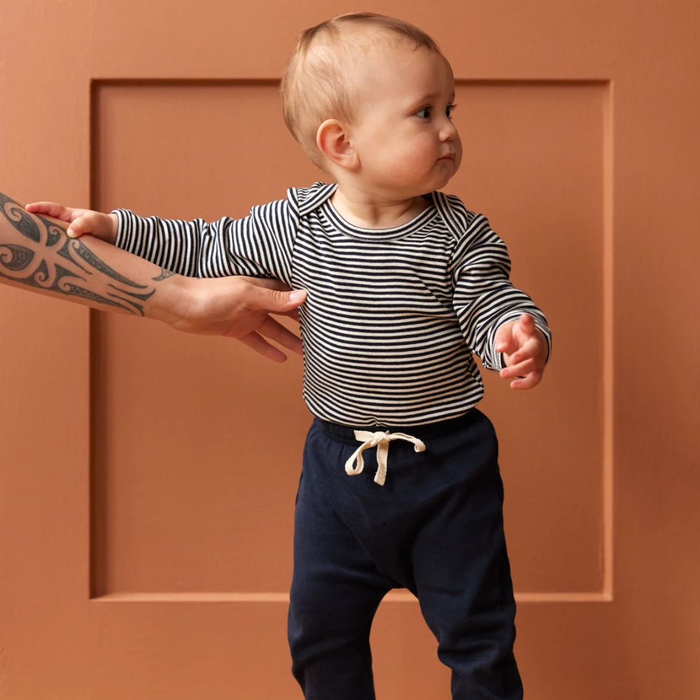 Bébé avec Body manches longues en coton rayé bleu marin