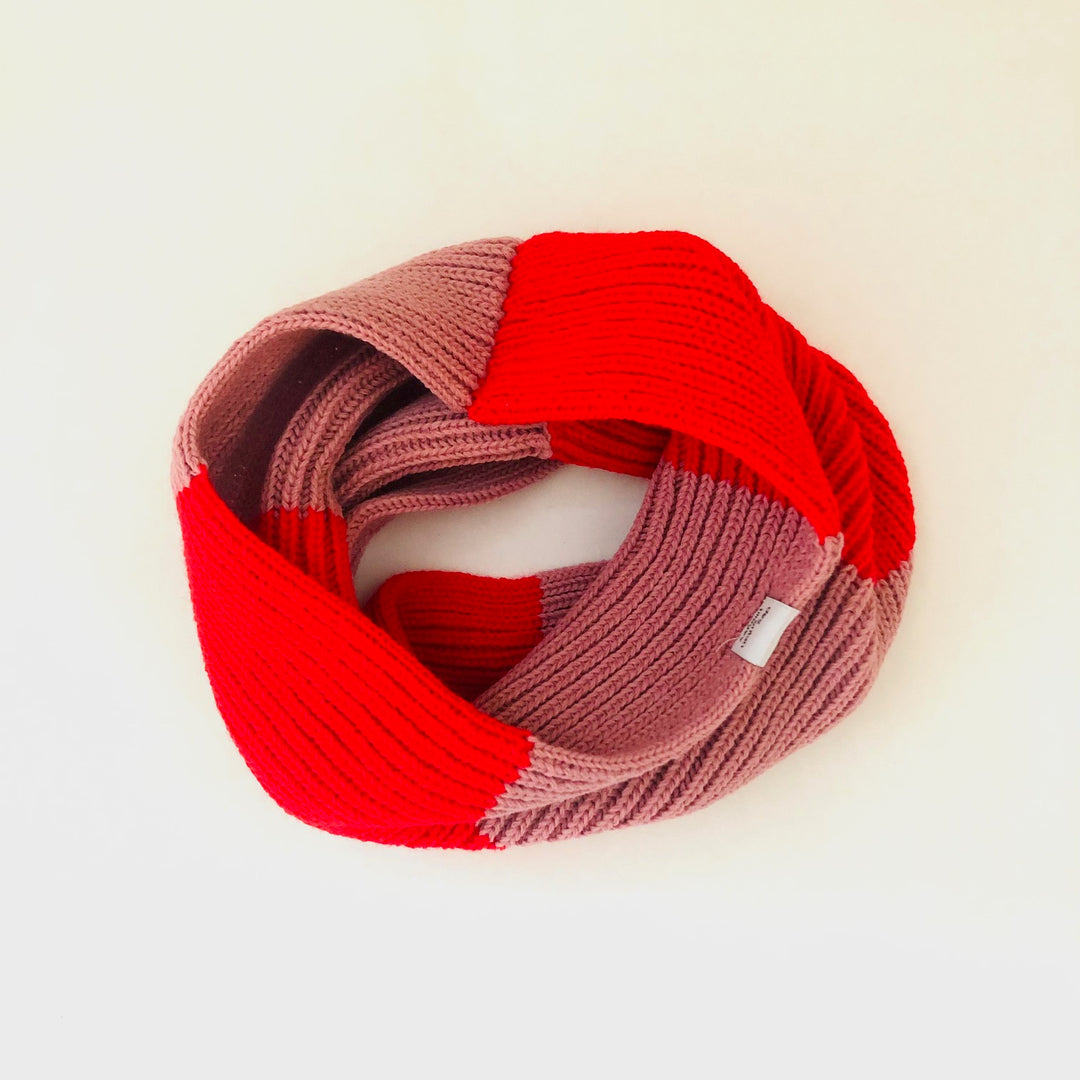 Cache-cou Tube tricoté rose et rouge