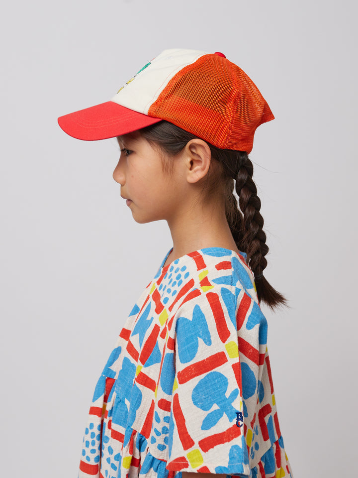 Fille avec Casquette en coton rouge et blanc avec design Hello joy