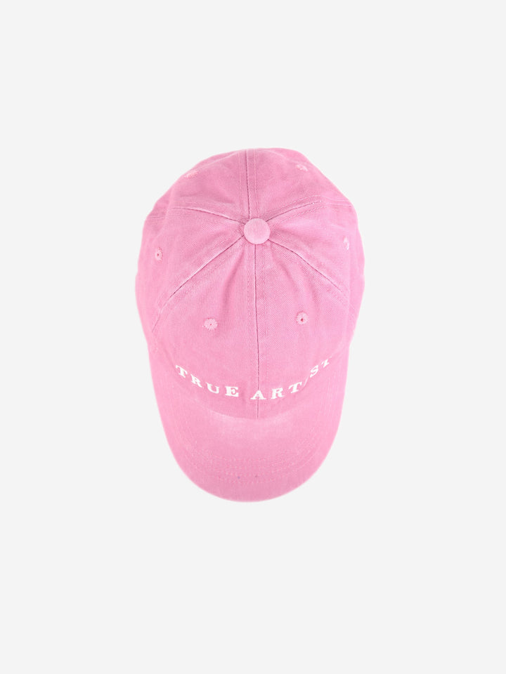 Casquette en coton rose avec logo True Artist brodé sur le devant 