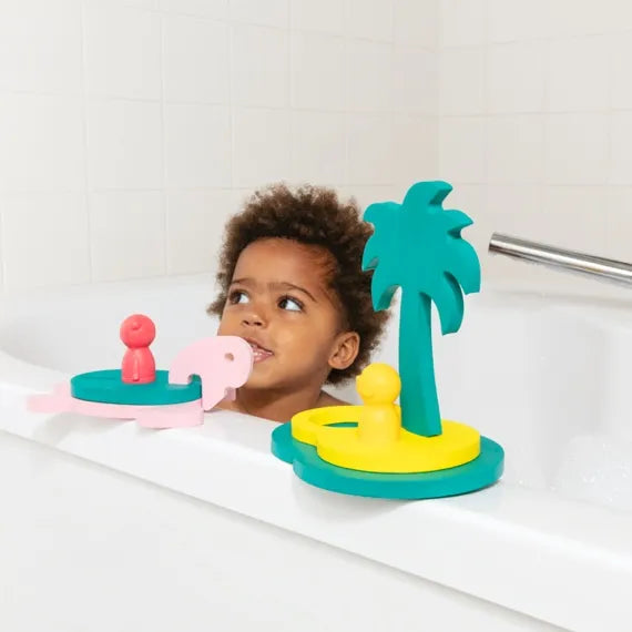 Enfant avec Casse tête pour le bain en mousse 