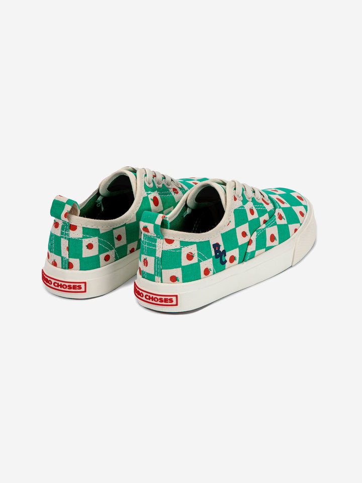 Chaussures à lacets en coton bio à carreaux verts et blanc avec petits tomates