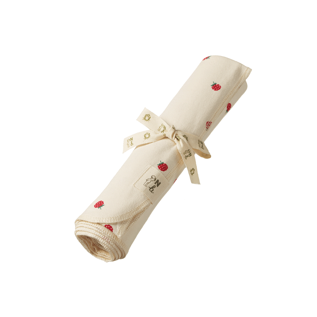 Couverture d’Ensemble cadeau de naissance Nature Baby en coton naturel avec imprimé framboise