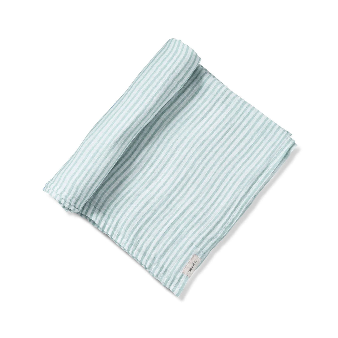 Couverture d'emmaillotage en mousseline rayé bleu et blanc