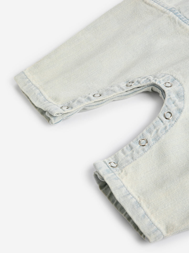Détail d' Une-pièce en denim Bobo Choses 