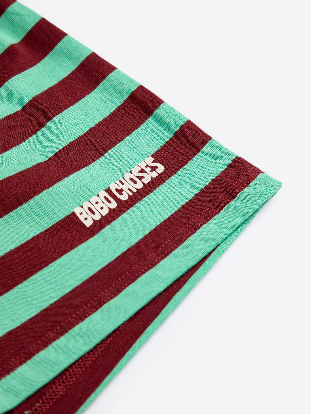 Détail de Shorts Bobo Choses en coton rayé vert et rouge