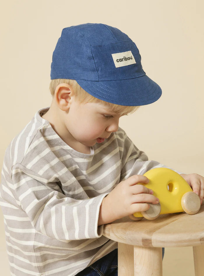 Enfant avec Casquette en lin Caribou Indigo