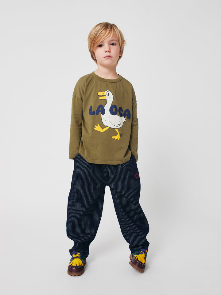 Enfant avec Pantalon en denim Bobo Choses 