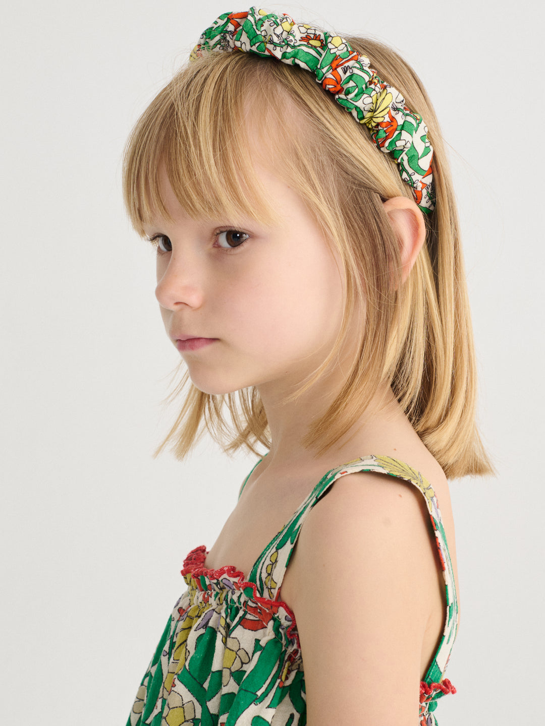 Fille avec Bandeau Bobo Choses en coton imprimé herbalist