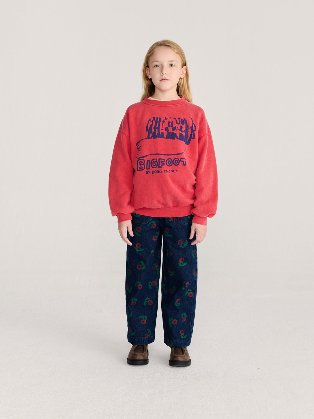 Fille avec Chandail Bobo Choses en coton ouaté rouge avec imprimé Bigfoot 