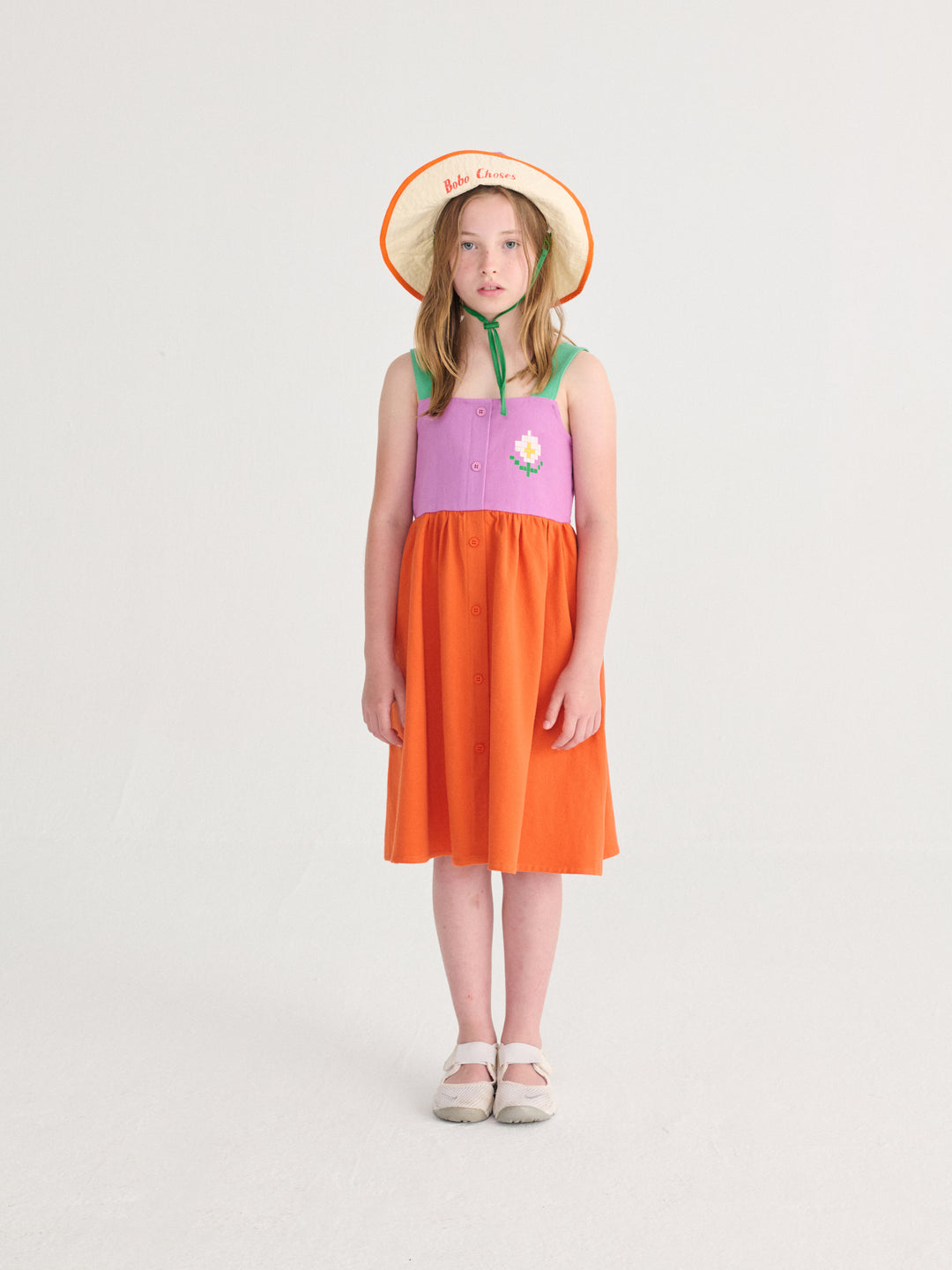 Fille avec Chapeau pêcheur Bobo Choses rose, blanc, orange et vert