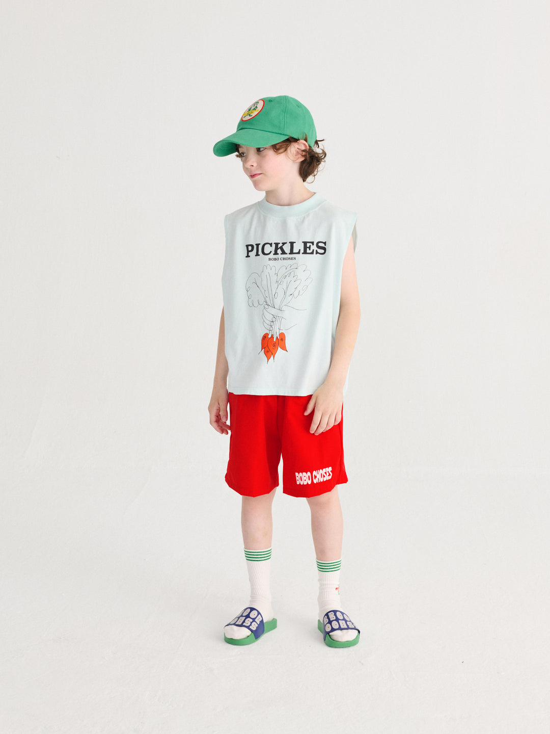 Garçon avec Casquette Bobo Choses en coton vert avec patch Mr Pickle 