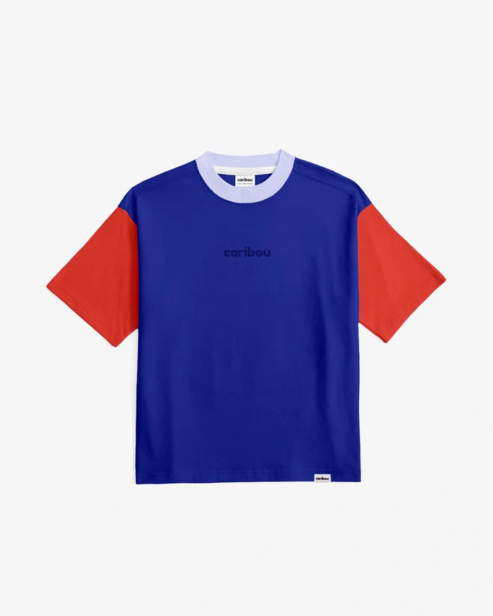 T-shirt Caribou en coton bleu royal avec manches rouges et col bleu clair