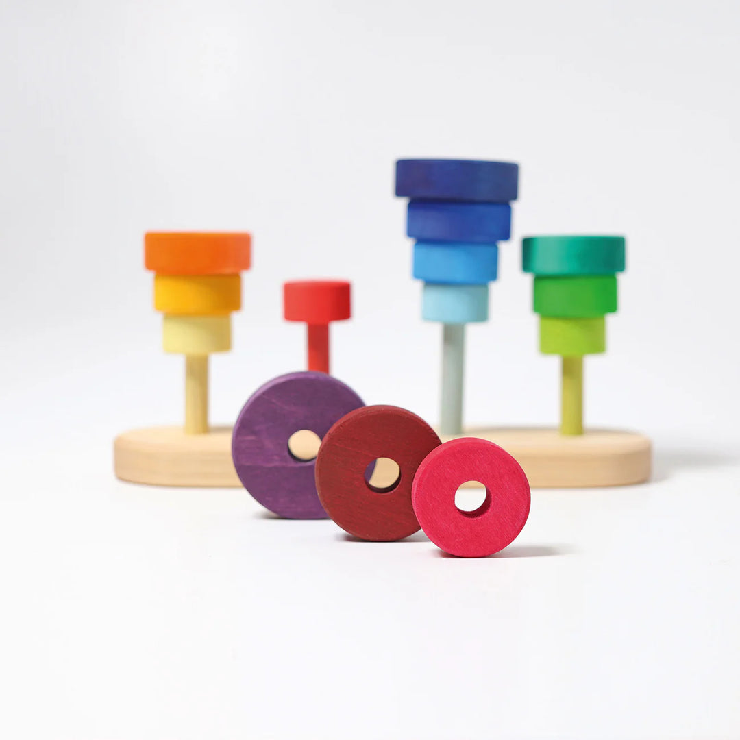Tours à empiler Grimms en bois multicolore 