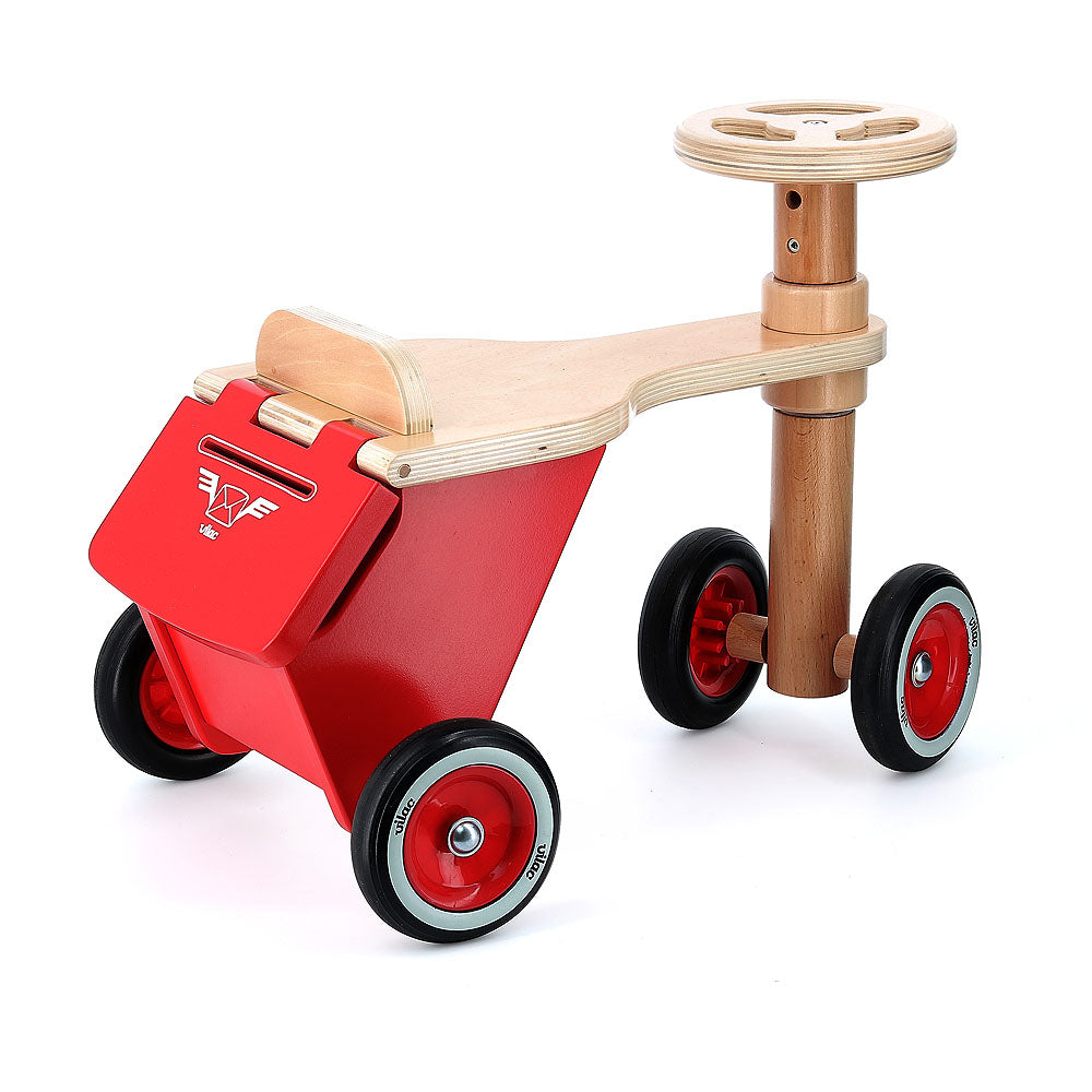 Tricycle du facteur en bois