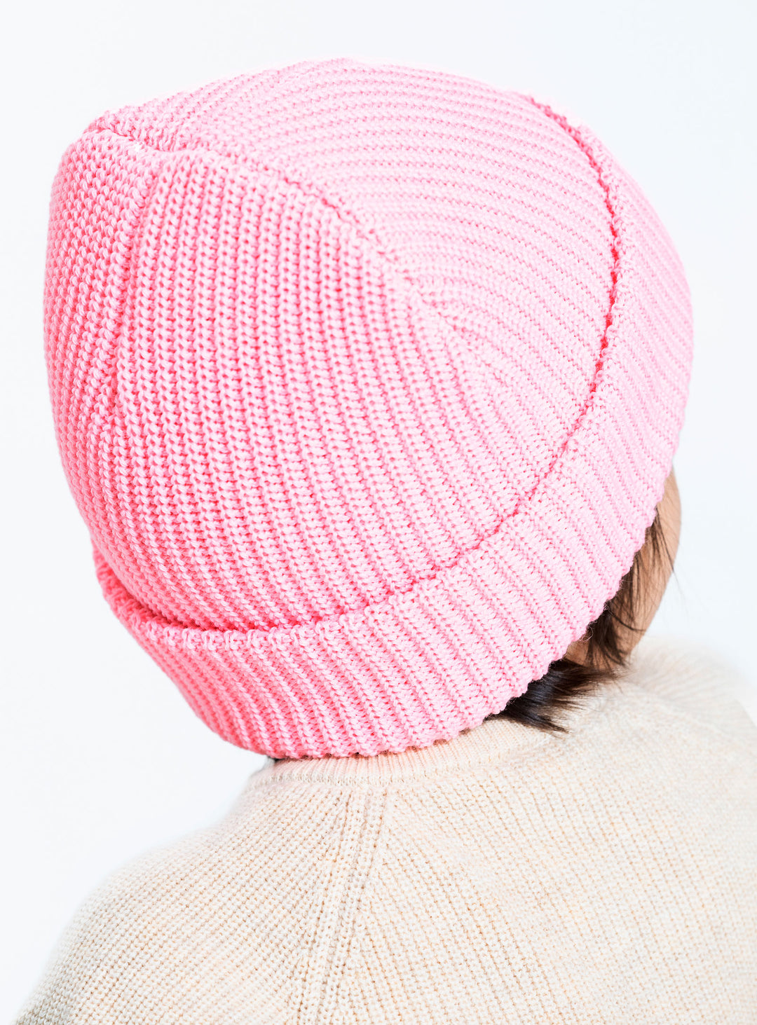 Bébé avec Tuque pêcheur tricoté en laine mérinos Rose