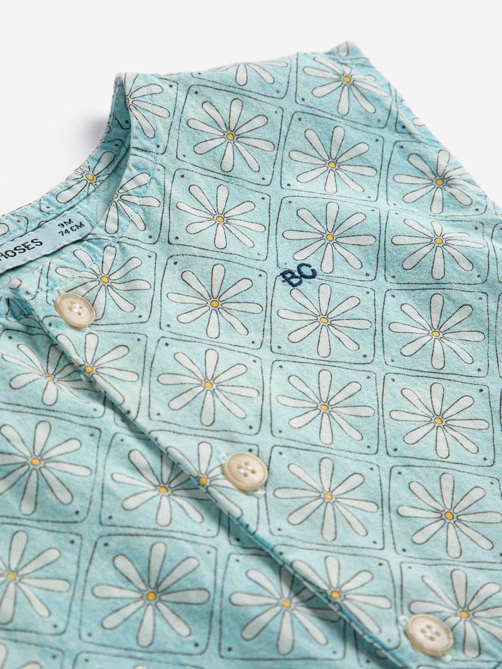 Détail de Une pièce Bobo Choses en coton bleu pâle avec imprimé marguerites