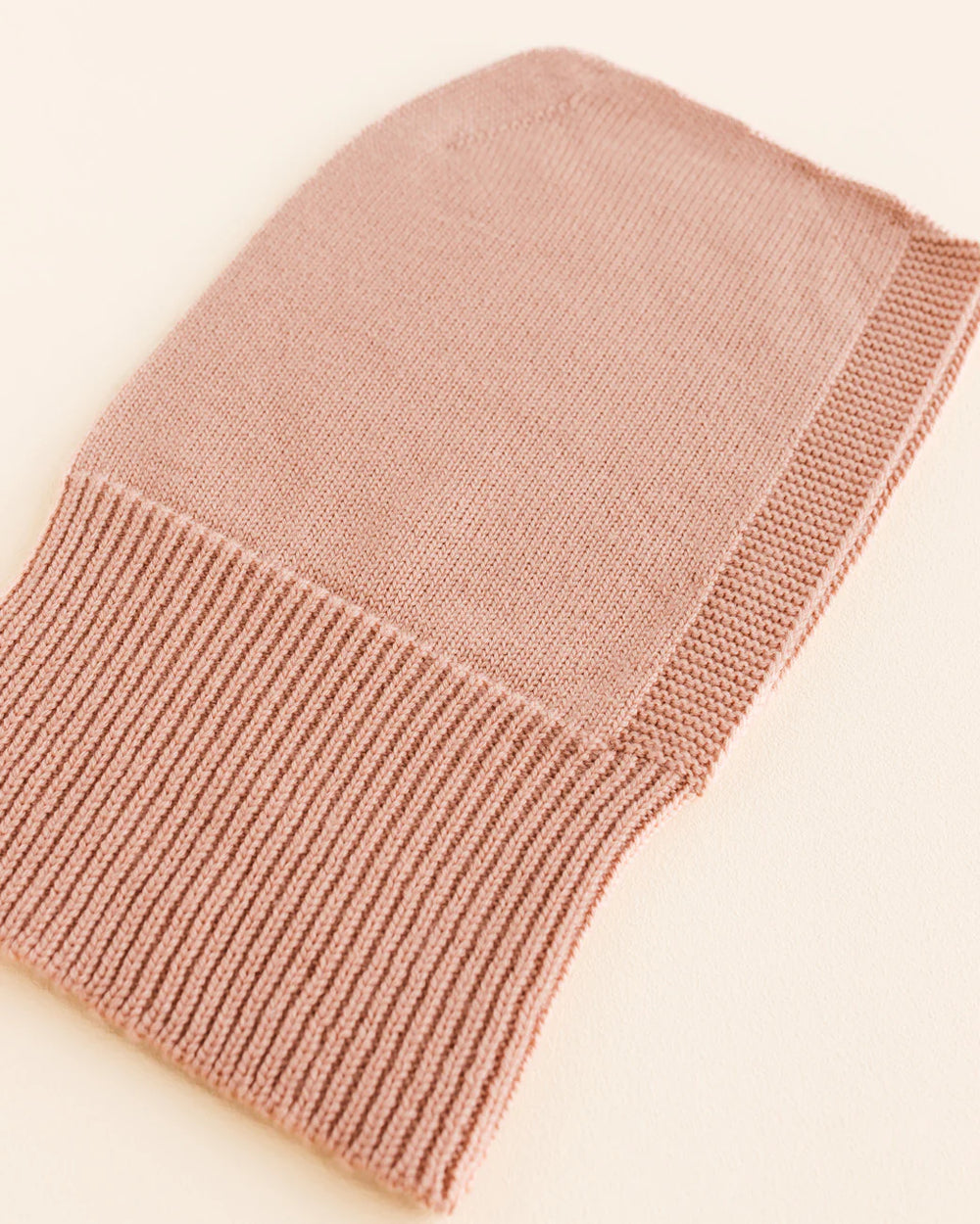 Balaclava tricoté en laine rose