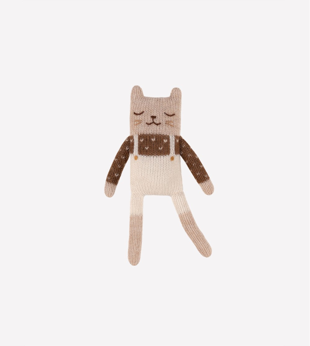 Petit chat en tricot avec Salopette ecru