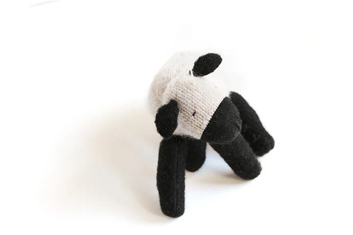 Marionnette mouton à fil en laine gris pâle et noir 