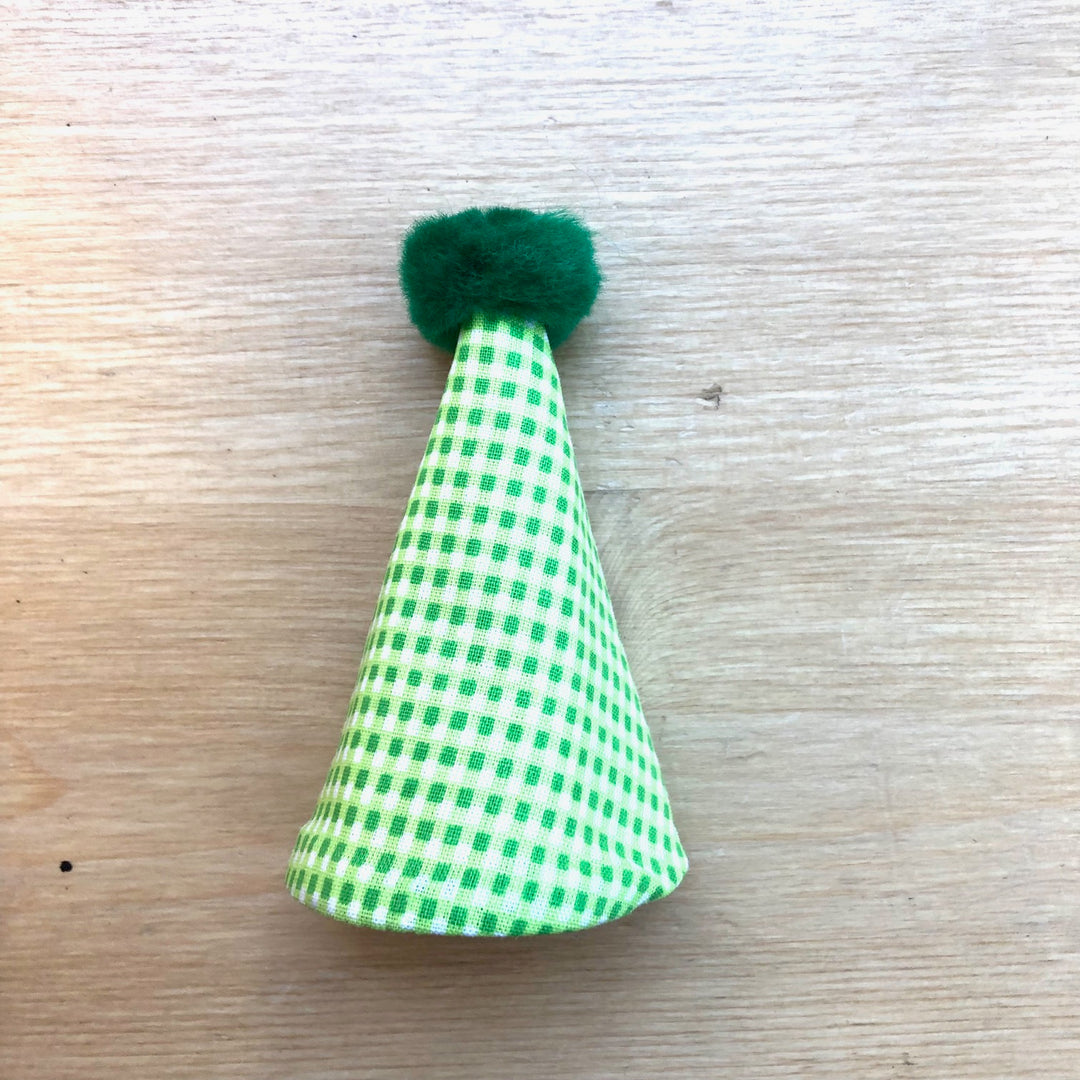 Mini chapeau de fête en tissu gingham vert